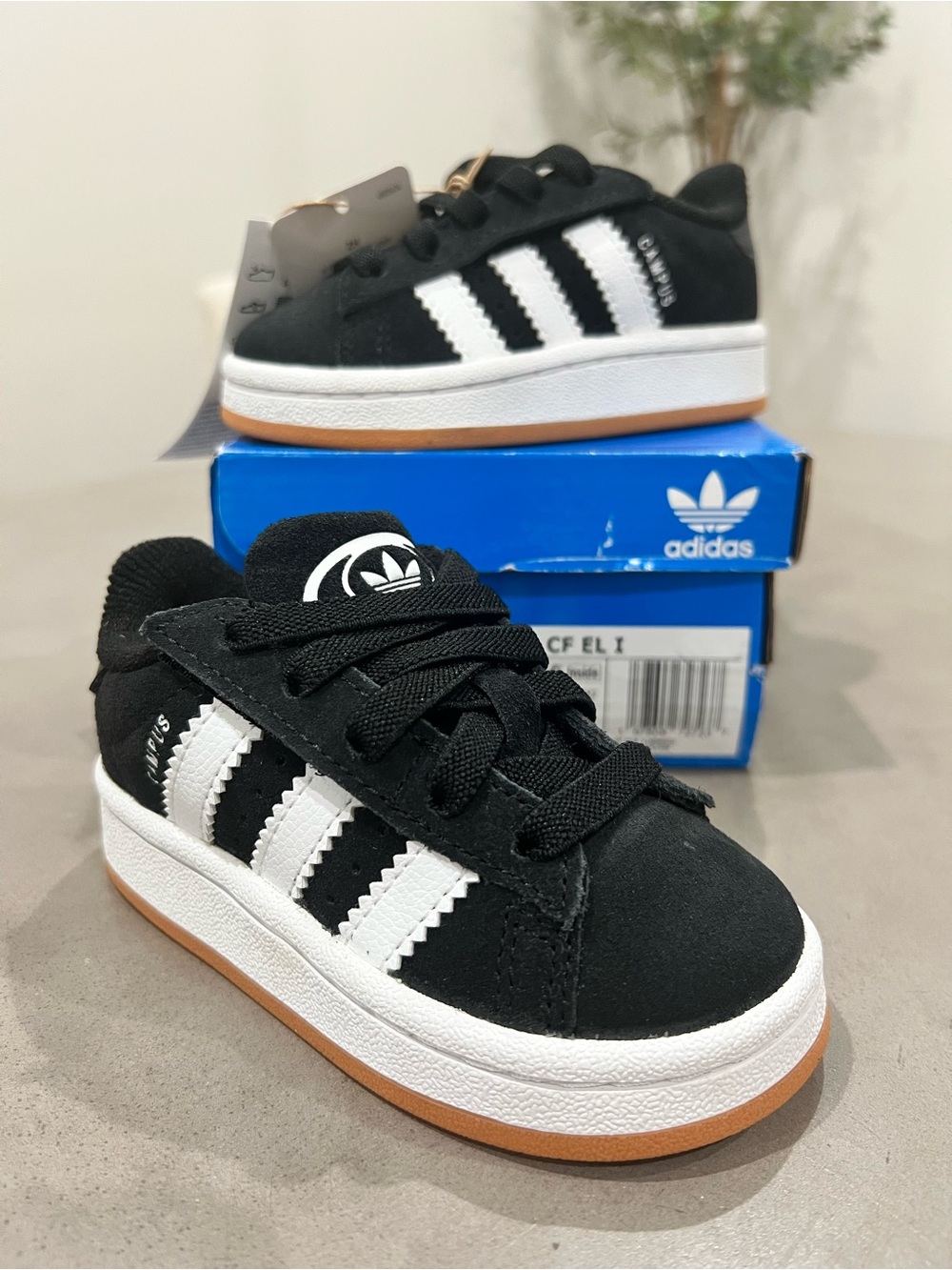 adidas Campus O0s Kids Black White Gum-Soled Sneakers - toddler size 6c